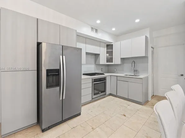 4215 Sheridan Ave APT 3, Miami Beach, FL 33140