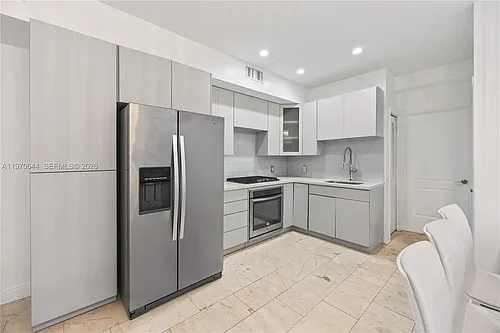 4215 Sheridan Ave #3 Photo 1