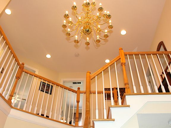 365 Hollis St - Lunenburg
