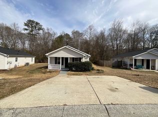 3651 Ten Oaks Cir, Powder Springs, GA 30127