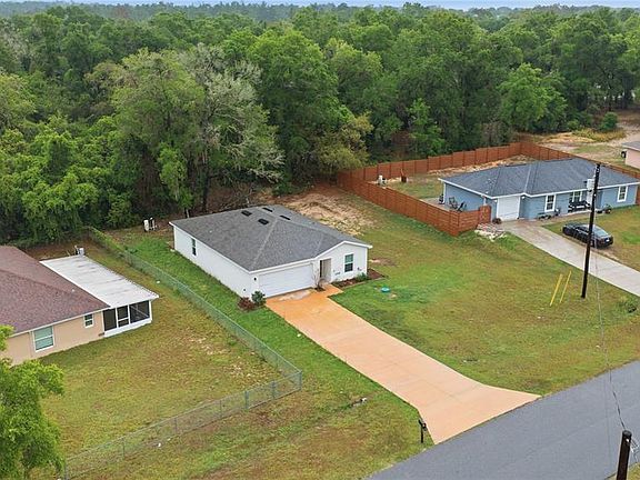 3rd image of 260 Emerald Rd