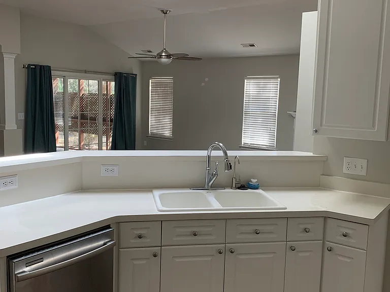 104 Spanish Moss Ct — Photo 7