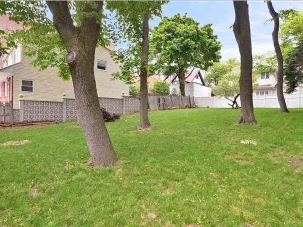 7417-7421 Blvd East image 3 of 21