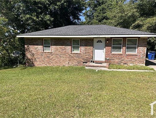 2nd image of 3348 Kings Park Cir