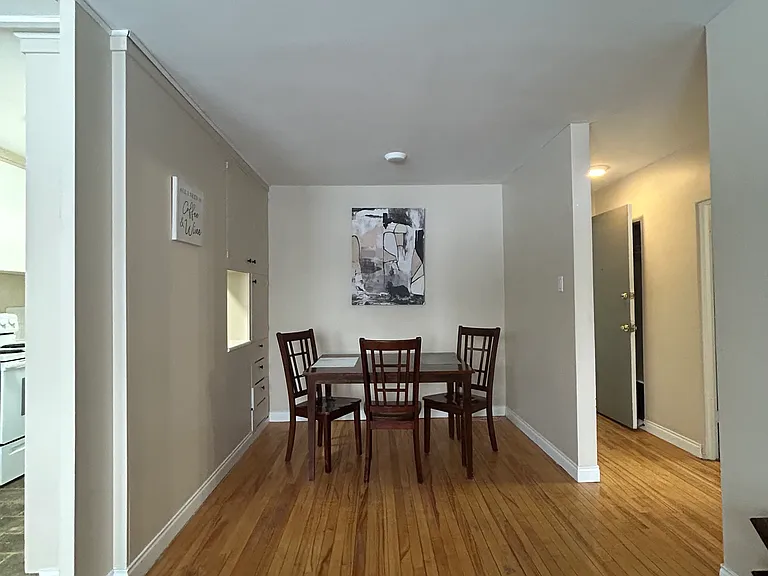1160 Kingfisher Ave — Photo 45
