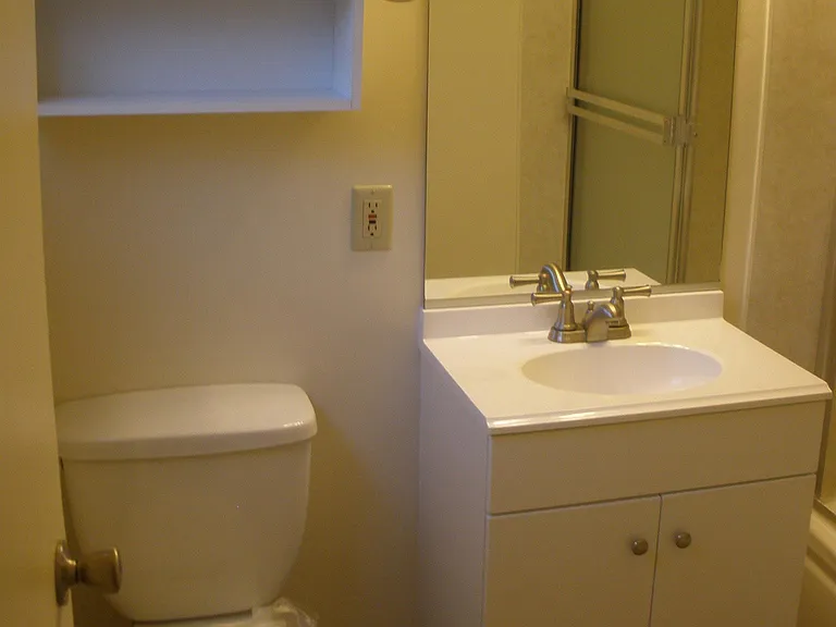 Woodruff Village — Photo 12