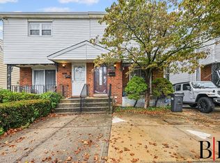 2063 E 71st St #1, Brooklyn, NY 11234