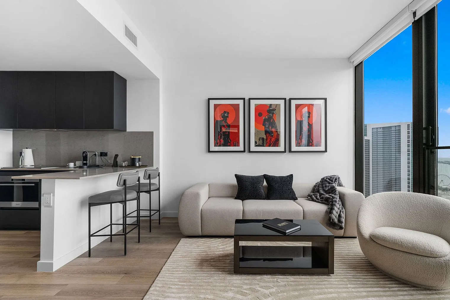 1 bed, 1.0 bath, 7997 sqft, $7,128 — Photo 2