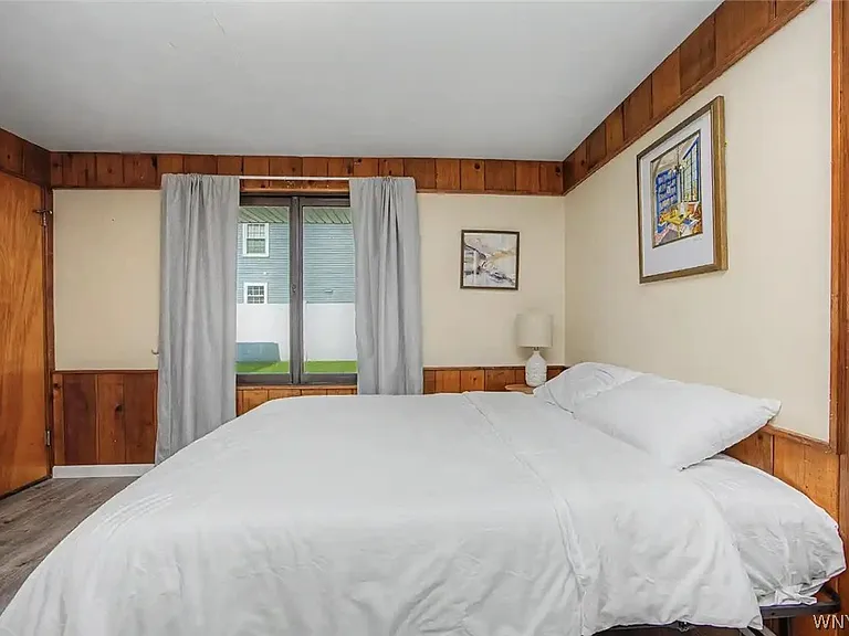 9326 Rivershore Dr — Photo 18