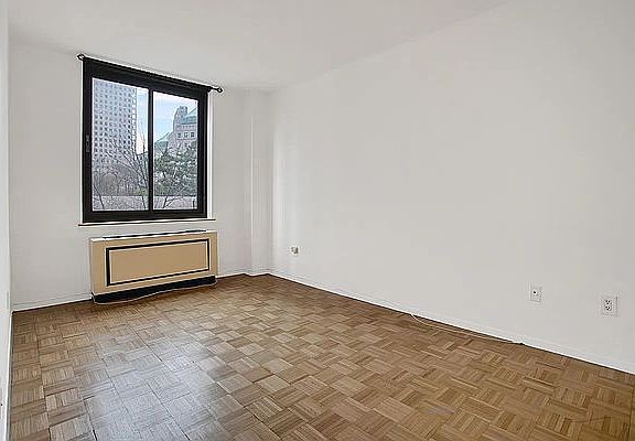 5th image of 300 Albany St APT 4G