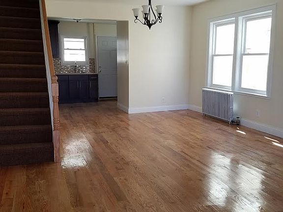 3rd image of 11547 133rd St