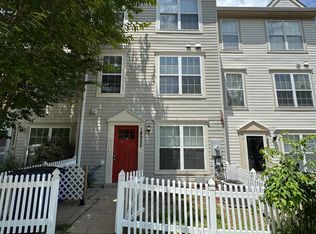 18925 Lark Song Ter, Germantown, MD 20874