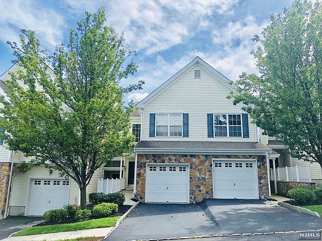 1st image of 14 Mountainside Dr #1-4