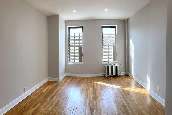 Rented by Uptown Flats LLC | media 1