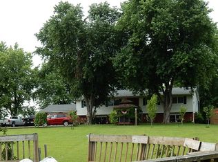 21022 N Duncan Ln, Dix, IL 62830