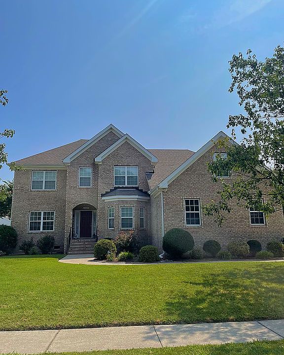 1st image of 4429 Old Woodland Dr