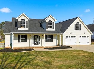 565 Cardinal Rd, Ringgold, GA 30736