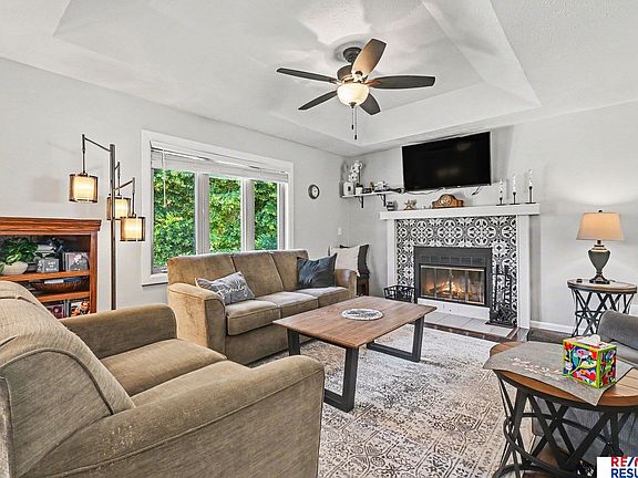 3rd image of 7326 Harvest Hills Dr