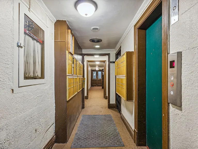 120 Glynn Ct. - FDR Seward Glynn — Photo 9