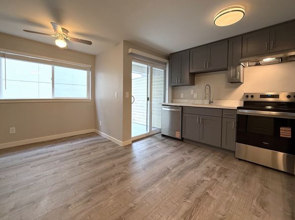 1215 N 90th St APT 105