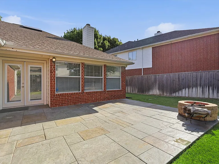 5625 Overland Dr — Photo 39