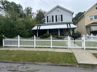 1318 Adams Ave, Dunmore, PA 18509