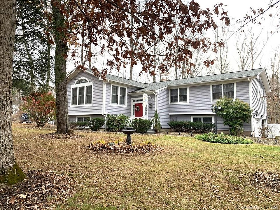 1st image of 74 S Stonybrook Dr