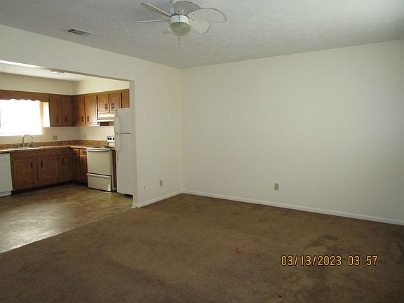 4th image of 3702 E 11th St APT D