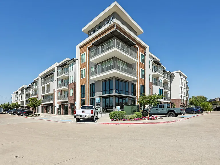 The Village at Waxahachie — Photo 45