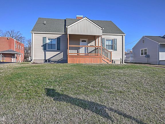 3rd image of 2008 Fort Robinson Dr