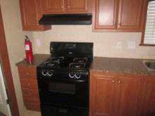 5th image of 4990 Kennedy Dr