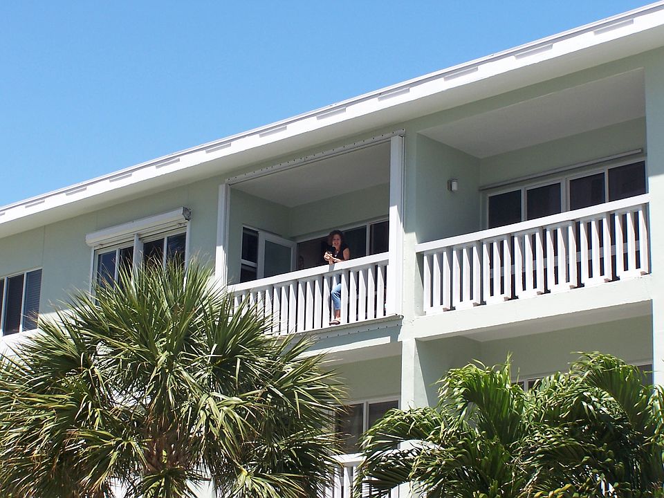 2nd image of 2020 Terra Mar Dr APT 302