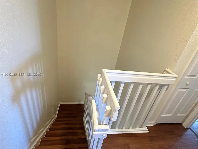 2704 SE 15th Pl — Photo 18
