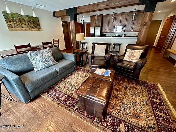2nd image of 2800 Deer Valley Dr #6122