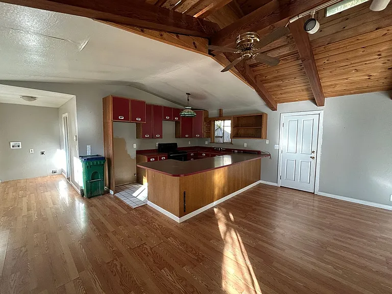 18728 Three Homes Rd — Photo 6