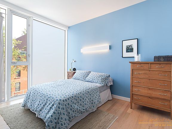3rd image of 904 Pacific St APT 303