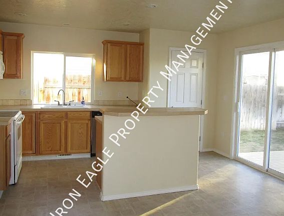 2nd image of 5491 S Loughs Way