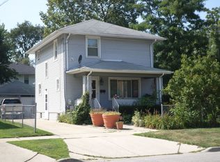 652 Iowa Ave, Aurora, IL 60506