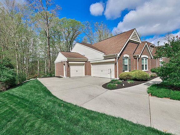 3rd image of 1707 Bluffton Terrace Dr
