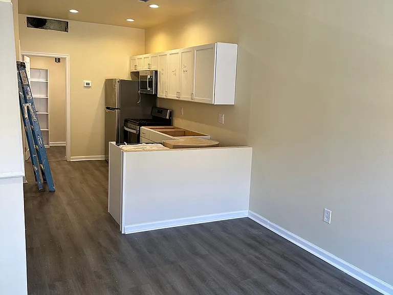 1108 South St #A — Photo 3
