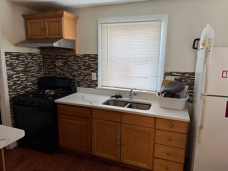 3220 Brightwood Ave — Photo 10