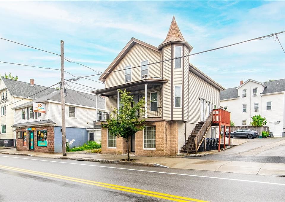 1st image of 421 Broad St
