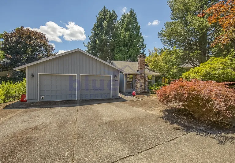 13920 SW Tennessee Ln — Photo 2