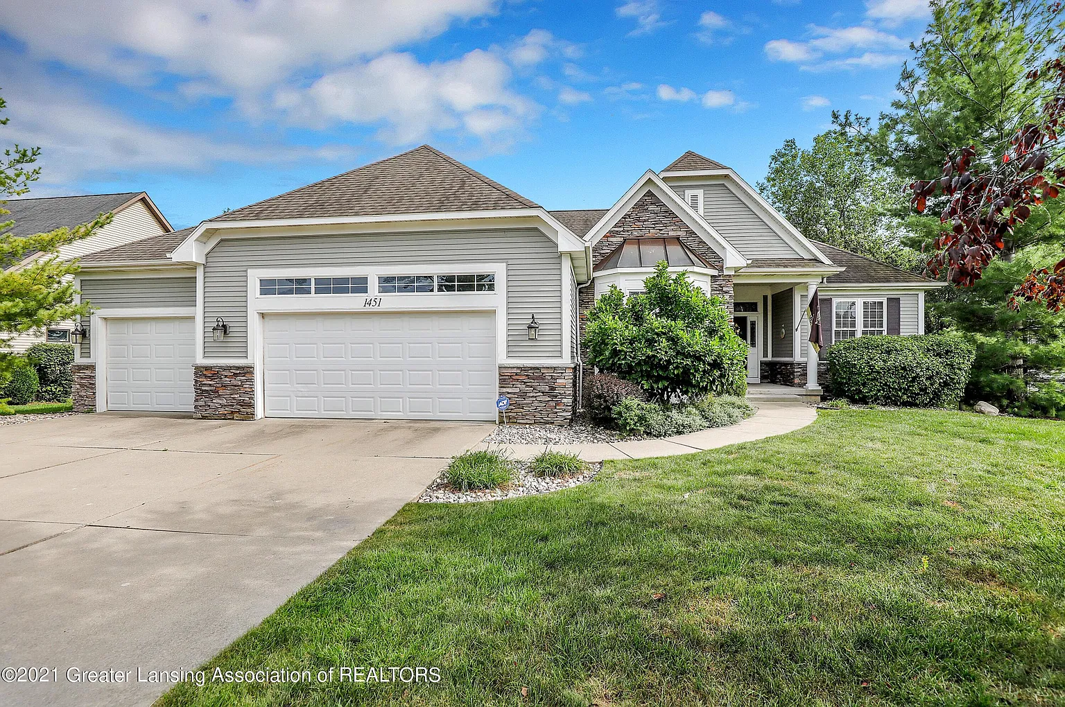 1451 Wellman Rd photo 1