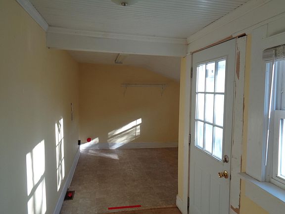 4th image of 203 N 14th Ave