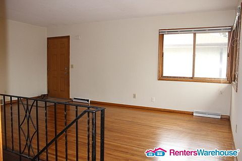5th image of 2316 California St NE