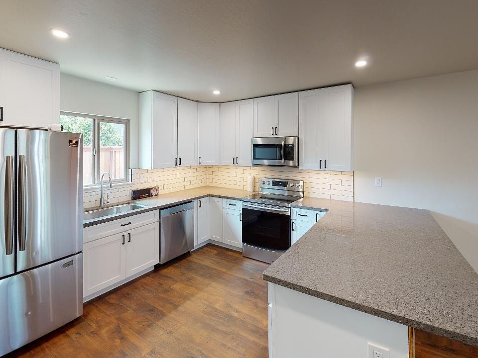 1st image of 2581 Utah St #1