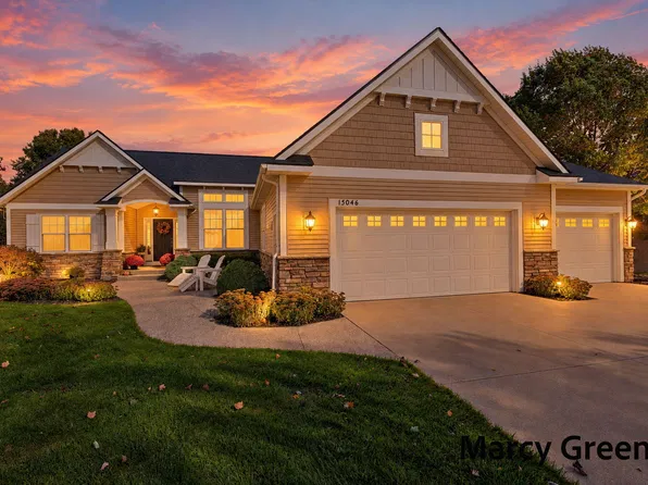 13046 Acacia Dr, Grand Haven, MI 49417