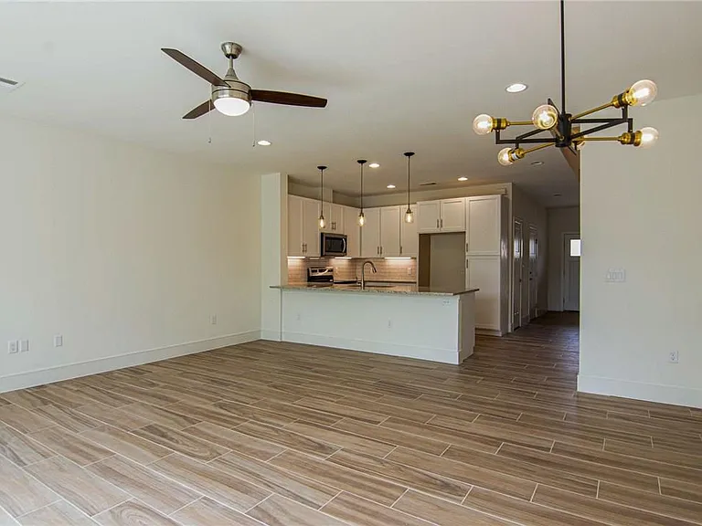 102 Conservation Dr #102 — Photo 15