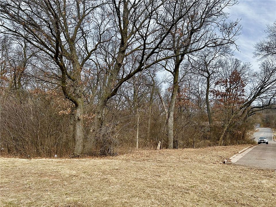 2nd image of 2502 Conrad Street